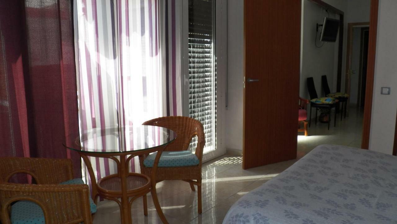 TárregaLa Casa Del Centre公寓 外观 照片